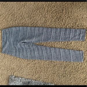 Echt Leggings size med but fit more like a small